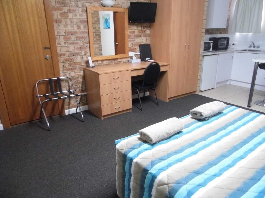 Nanango Fitzroy Motel Luaran gambar