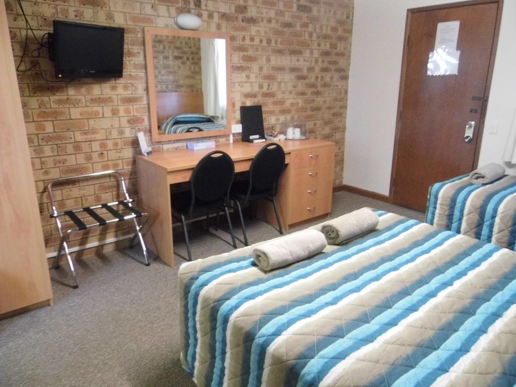 Nanango Fitzroy Motel Luaran gambar