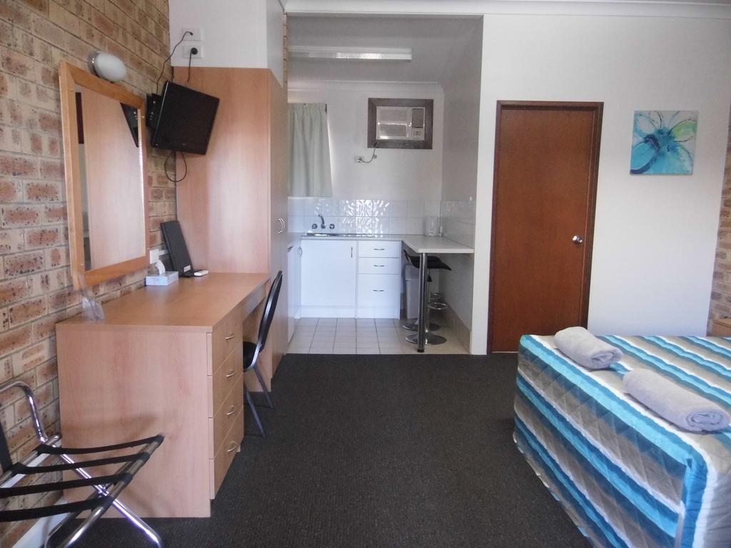 Nanango Fitzroy Motel Luaran gambar