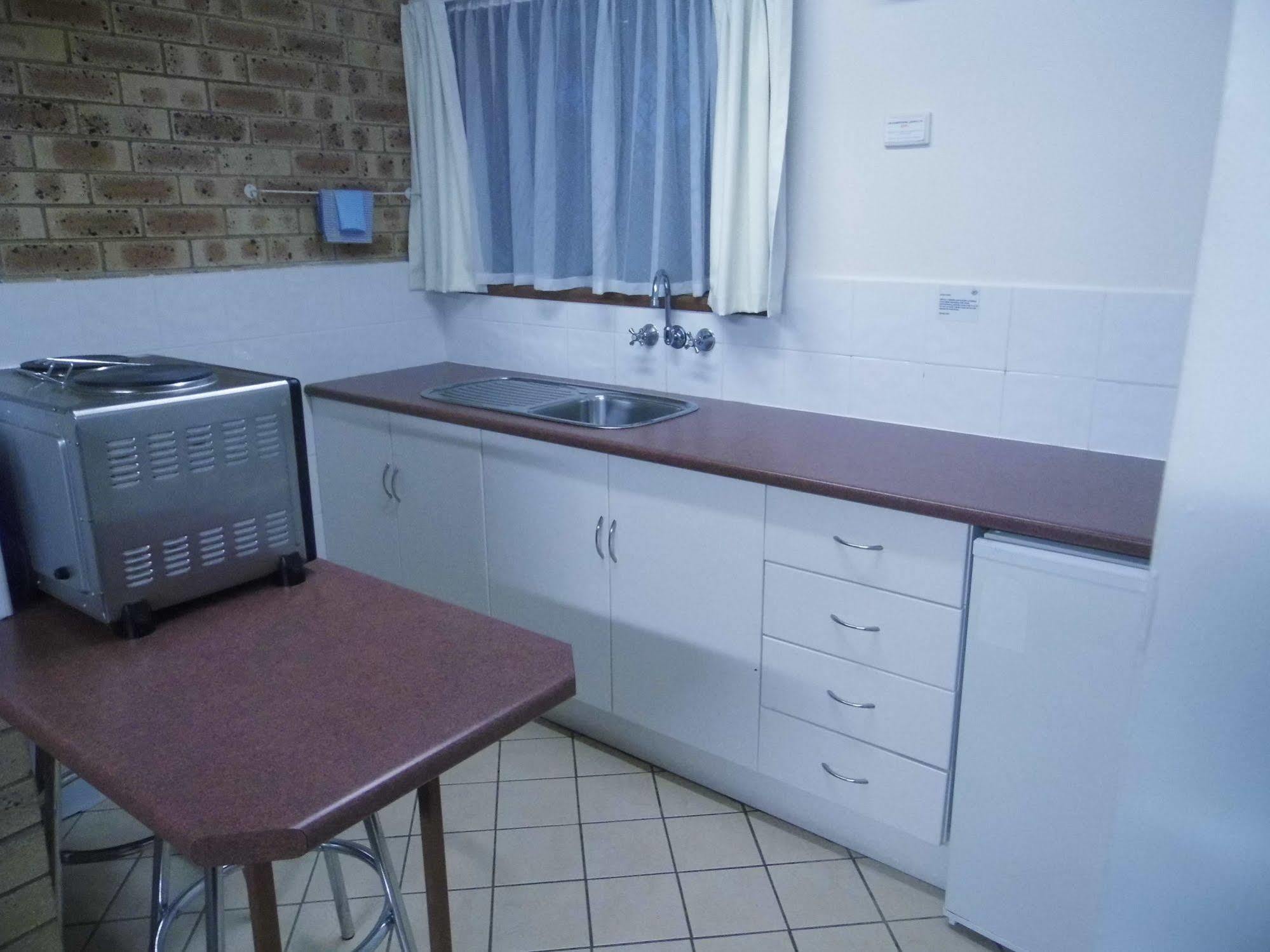 Nanango Fitzroy Motel Luaran gambar
